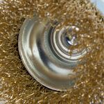 Щітка дротяна чашкоподібна 50мм хвостовик 6мм (латуньована) GRAD (9034055), фото , зображення 2 | SNABZHENIE.com.ua