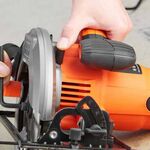 Дисковая пила BLACK DECKER CS1550, фото , изображение 2 | SNABZHENIE.com.ua