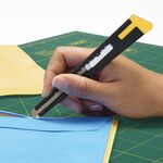 Нож сегментный 9мм OLFA 180 BLACK металлический корпус (ОF-180 Black), фото , изображение 2 | SNABZHENIE.com.ua