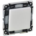 Legrand Перемикач Valena LIFE, 10АХ, 250V, автоматичні клеми, IP44, білий, фото  | SNABZHENIE.com.ua