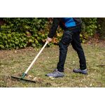 Універсальні прямі граблі, 18 зубів, клепана головка, дерев'яна ручка VERTO, фото , зображення 3 | SNABZHENIE.com.ua