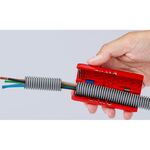 Резак KNIPEX TwistCut 90 22 02 SB для гофротрубки, фото , изображение 3 | SNABZHENIE.com.ua