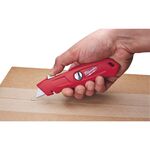 Безопасный нож MILWAUKEE 4932471360 самовозвращающийся, фото , изображение 6 | SNABZHENIE.com.ua