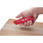 Безопасный нож MILWAUKEE 4932471360 самовозвращающийся, фото , изображение 4 | SNABZHENIE.com.ua