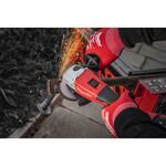 Аккумуляторная угловая шлифмашина 125 мм MILWAUKEE M18 BLSAG125X-402X, фото , изображение 8 | SNABZHENIE.com.ua