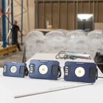 Переносний прожектор 2000 люмен FLOOD LITE M SCANGRIP (з диммером і USB-портом), фото , зображення 3 | SNABZHENIE.com.ua