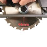 Циркулярная пила аккумуляторная MILWAUKEE M12 CCS44-402C FUEL, фото , изображение 6 | SNABZHENIE.com.ua Циркулярная пила аккумуляторная MILWAUKEE M12 CCS44-402C FUEL, фото , изображение 6 | SNABZHENIE.com.ua