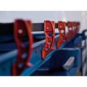 Струбцина Maxipress F-120 см, щелепа 120 мм, направляюча 35x8 мм, фото , зображення 3 | SNABZHENIE.com.ua