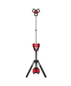 Прожектор светодиодный аккумуляторный напольный MILWAUKEE M18 HOSALC-552B с зарядным устройством, фото  | SNABZHENIE.com.ua