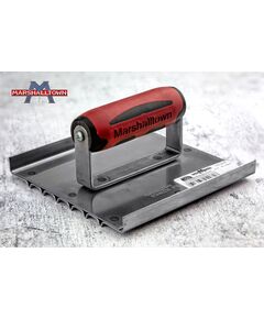 Гладилка по бетону MARSHALLTOWN с нарезчиком канавок 152 х 152 мм, фото  | SNABZHENIE.com.ua