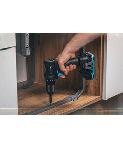 HOEGERT Набор Аккумуляторная бесщеточная ударная дрель-шуруповерт 40 Нм 18В + 2 аккумулятора 2Ач  + зарядна, фото  | SNABZHENIE.com.ua