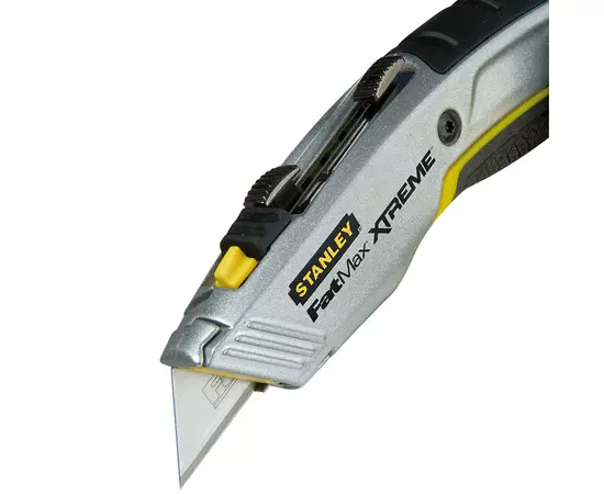 Нож Fatmax Xtreme с двумя выдвижными лезвиями STANLEY (0-10-789), фото  | SNABZHENIE.com.ua