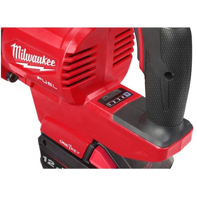 Гайковерт аккумуляторный бесщеточный MILWAUKEE 1'' (2711Нм) M18 ONEFHIWF1DS-121C, (ЗУ+1ак.) FORGE™, фото , изображение 5 | SNABZHENIE.com.ua Гайковерт аккумуляторный бесщеточный MILWAUKEE 1'' (2711Нм) M18 ONEFHIWF1DS-121C, (ЗУ+1ак.) FORGE™, фото , изображение 5 | SNABZHENIE.com.ua