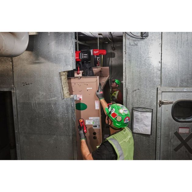 Таль цепная грузоподьемностью 1т MILWAUKEE M18 BLCHTO-121 ONE-KEY™ (ЗУ+1 акуммуляторХ12Ач) FORGE™, фото , зображення 9 | SNABZHENIE.com.ua Таль цепная грузоподьемностью 1т MILWAUKEE M18 BLCHTO-121 ONE-KEY™ (ЗУ+1 акуммуляторХ12Ач) FORGE™, фото , зображення 9 | SNABZHENIE.com.ua