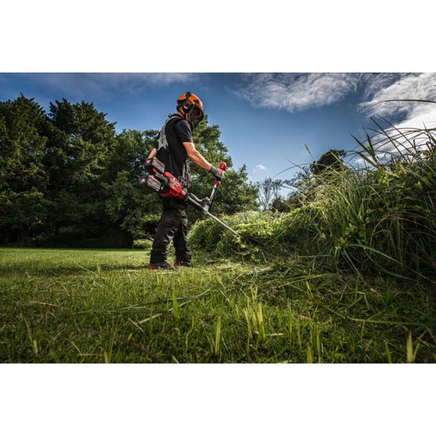 Триммер аккумуляторний бесщеточный MILWAUKEE M18 F2BCU-122 (2Х18В) (ЗУ+2 аккум.Х12Ач) FORGE™, фото , зображення 2 | SNABZHENIE.com.ua Триммер аккумуляторний бесщеточный MILWAUKEE M18 F2BCU-122 (2Х18В) (ЗУ+2 аккум.Х12Ач) FORGE™, фото , зображення 2 | SNABZHENIE.com.ua