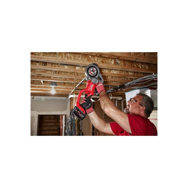 Инструмент резьбонарезной аккумуляторный MILWAUKEE M18 FPT114-802C, 1 1/4'' (ЗУ+2Х8Ач+кейс) FORGE™, фото , зображення 3 | SNABZHENIE.com.ua Инструмент резьбонарезной аккумуляторный MILWAUKEE M18 FPT114-802C, 1 1/4'' (ЗУ+2Х8Ач+кейс) FORGE™, фото , зображення 3 | SNABZHENIE.com.ua