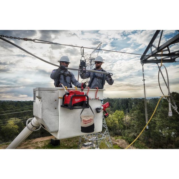 Насос вспомогательный аккумуляторный гидравлический MILWAUKEE M18 HUP700-121 (ЗУ+1Х12Ач) FORGE™, фото , изображение 8 | SNABZHENIE.com.ua Насос вспомогательный аккумуляторный гидравлический MILWAUKEE M18 HUP700-121 (ЗУ+1Х12Ач) FORGE™, фото , изображение 8 | SNABZHENIE.com.ua