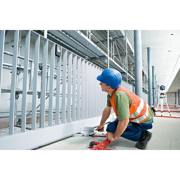 Bosch Нівелір лазерний ротаційний Professional GRL 250 HV, 30м/з приймачем 125м, ±0.1мм/м, 150/300/600 об/хв, IP54, 1.8кг, кейс, пульт RC1, окуляри, мішень, фото , изображение 4 | SNABZHENIE.com.ua