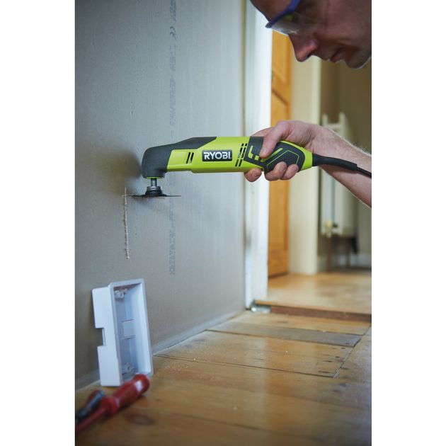 Ryobi Багатофункціональний інструмент RMT200-S 200Вт, 10000-20000 дв / хв, фото , изображение 7 | SNABZHENIE.com.ua Ryobi Багатофункціональний інструмент RMT200-S 200Вт, 10000-20000 дв / хв, фото , изображение 7 | SNABZHENIE.com.ua