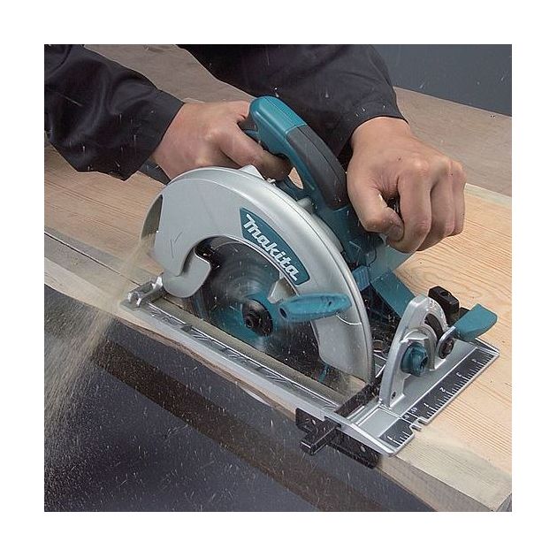 Makita Пила дискова 5008MG 1800Вт 210мм 5.1кг, фото , зображення 4 | SNABZHENIE.com.ua Makita Пила дискова 5008MG 1800Вт 210мм 5.1кг, фото , зображення 4 | SNABZHENIE.com.ua