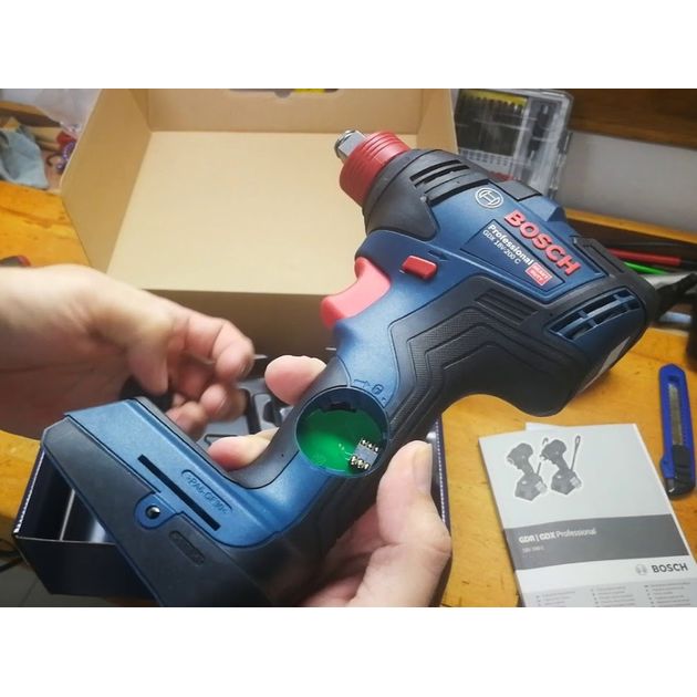 Bosch Гайковерт GDX 18V-200 C аккумуляторный, фото , зображення 9 | SNABZHENIE.com.ua