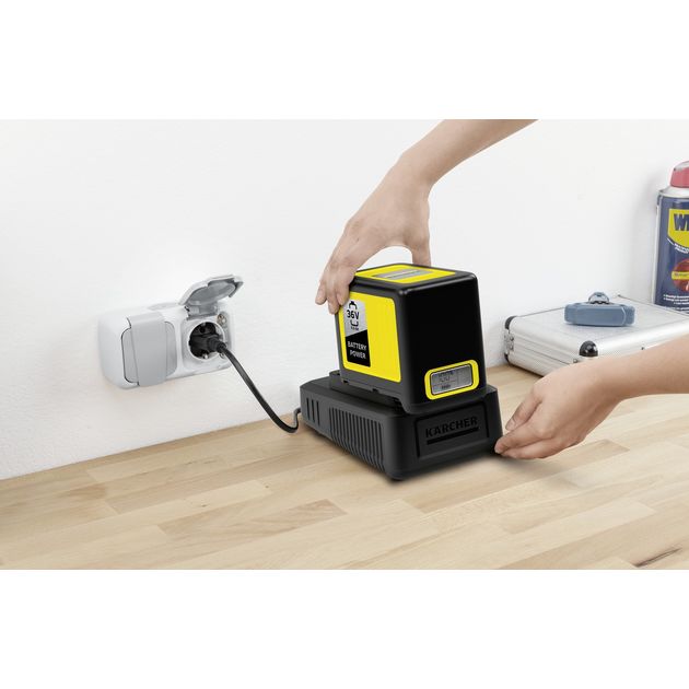 Karcher Набір швидкозарядний, 36V 5 Ah (акумулятор + ЗП), фото , зображення 5 | SNABZHENIE.com.ua Karcher Набір швидкозарядний, 36V 5 Ah (акумулятор + ЗП), фото , зображення 5 | SNABZHENIE.com.ua