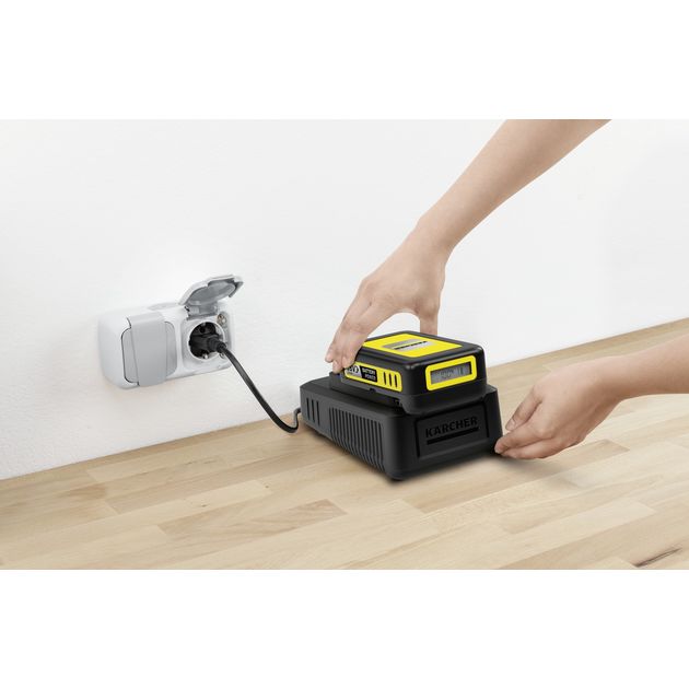 Karcher Набір швидкозарядний, 18 V 2.5 Ah (акумулятор + ЗП), фото , зображення 3 | SNABZHENIE.com.ua Karcher Набір швидкозарядний, 18 V 2.5 Ah (акумулятор + ЗП), фото , зображення 3 | SNABZHENIE.com.ua