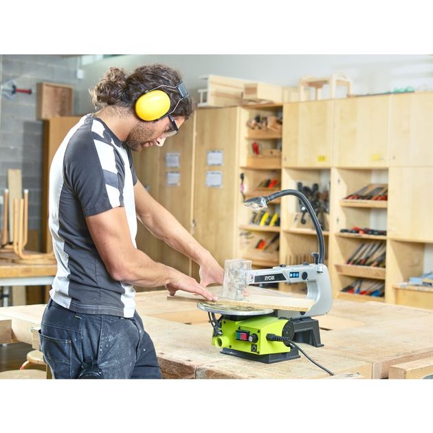 Ryobi Лобзик стаціонарний RSW1240G 125Вт, 550-1700об•хв, хід 20мм, ріжуча здатність 405мм, фото , зображення 5 | SNABZHENIE.com.ua Ryobi Лобзик стаціонарний RSW1240G 125Вт, 550-1700об•хв, хід 20мм, ріжуча здатність 405мм, фото , зображення 5 | SNABZHENIE.com.ua