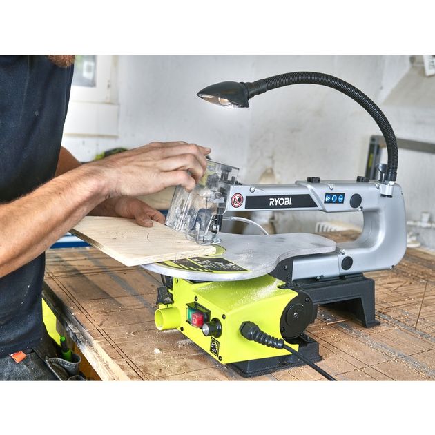 Ryobi Лобзик стаціонарний RSW1240G 125Вт, 550-1700об•хв, хід 20мм, ріжуча здатність 405мм, фото , зображення 3 | SNABZHENIE.com.ua Ryobi Лобзик стаціонарний RSW1240G 125Вт, 550-1700об•хв, хід 20мм, ріжуча здатність 405мм, фото , зображення 3 | SNABZHENIE.com.ua