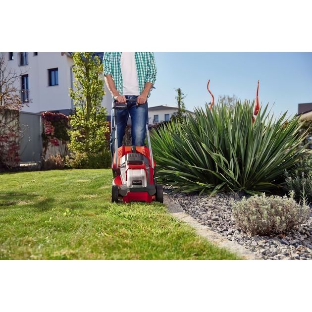 Einhell Газонокосарка акумуляторна GE-CM 18/30 Li PXC 18В 1x3А·год 30см 25л 8.56кг, фото , изображение 4 | SNABZHENIE.com.ua Einhell Газонокосарка акумуляторна GE-CM 18/30 Li PXC 18В 1x3А·год 30см 25л 8.56кг, фото , изображение 4 | SNABZHENIE.com.ua