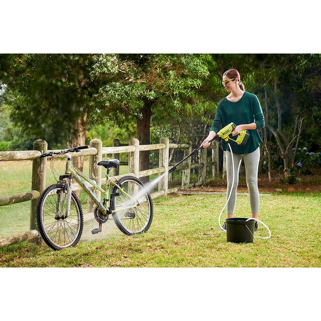 Ryobi Мінімийка високого тиску акумуляторна ONE+ RY18PW22A-0 18В 22бар 182л/год 22кг без АКБ та ЗП, фото , изображение 7 | SNABZHENIE.com.ua Ryobi Мінімийка високого тиску акумуляторна ONE+ RY18PW22A-0 18В 22бар 182л/год 22кг без АКБ та ЗП, фото , изображение 7 | SNABZHENIE.com.ua