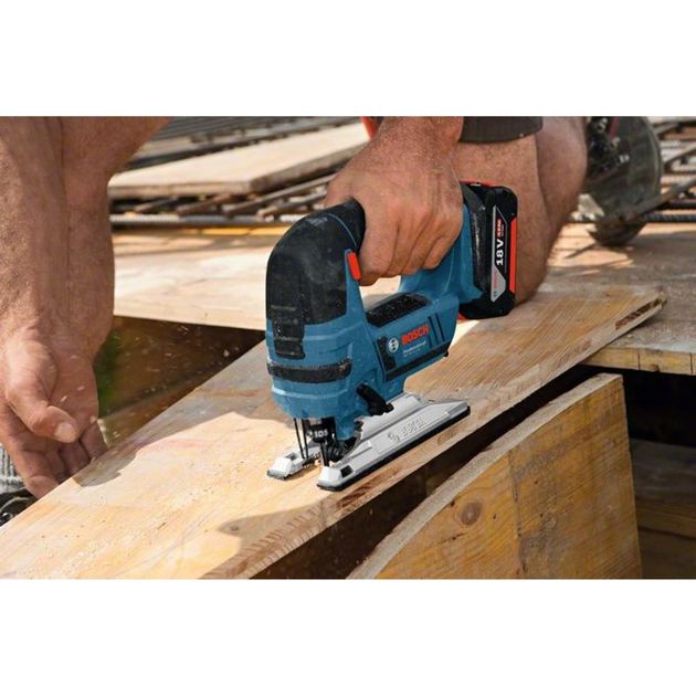 Bosch Лобзик GST 18 V-LI B, акум., 18В, хід 23мм, 2,1кг, Solo, фото , зображення 3 | SNABZHENIE.com.ua Bosch Лобзик GST 18 V-LI B, акум., 18В, хід 23мм, 2,1кг, Solo, фото , зображення 3 | SNABZHENIE.com.ua