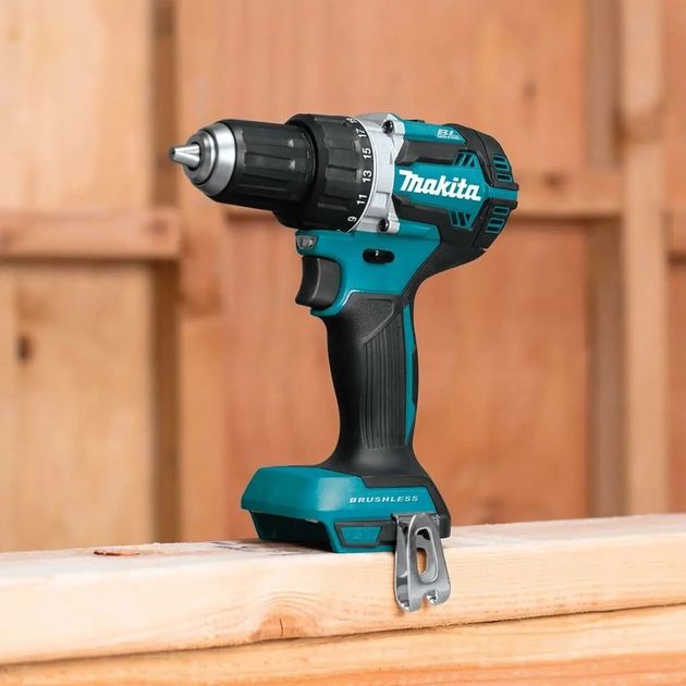 Makita Шуруповерт DDF484RTE, акум, 18В, 5Ah 2шт., 0-500/0-2000 об/хв, 54Нм, 1.5кг, кейс, фото , изображение 3 | SNABZHENIE.com.ua Makita Шуруповерт DDF484RTE, акум, 18В, 5Ah 2шт., 0-500/0-2000 об/хв, 54Нм, 1.5кг, кейс, фото , изображение 3 | SNABZHENIE.com.ua