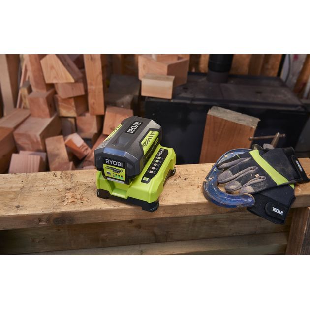 Ryobi Зарядний пристрій RY36C60A, 36В MAX POWER, 6А швидкозарядний, фото , зображення 5 | SNABZHENIE.com.ua Ryobi Зарядний пристрій RY36C60A, 36В MAX POWER, 6А швидкозарядний, фото , зображення 5 | SNABZHENIE.com.ua