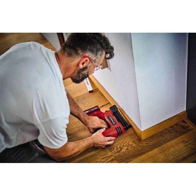 Einhell Степлер TE-CN 18 Li аккум., Solo (без АКБ и ЗУ), 18 В, фото , изображение 3 | SNABZHENIE.com.ua Einhell Степлер TE-CN 18 Li аккум., Solo (без АКБ и ЗУ), 18 В, фото , изображение 3 | SNABZHENIE.com.ua