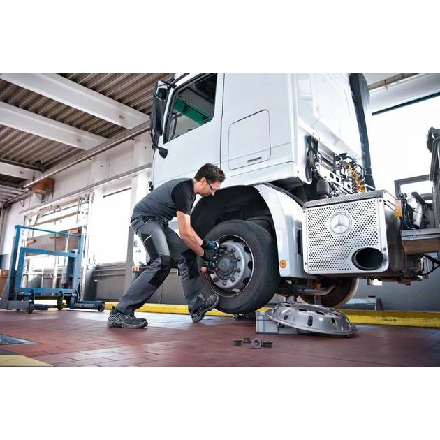 Bosch Гайковерт ударний GDS 18V-1050 H, 18В, до 1750об•хв, 1500/1700Нм, без АКБ та ЗП, фото , изображение 10 | SNABZHENIE.com.ua