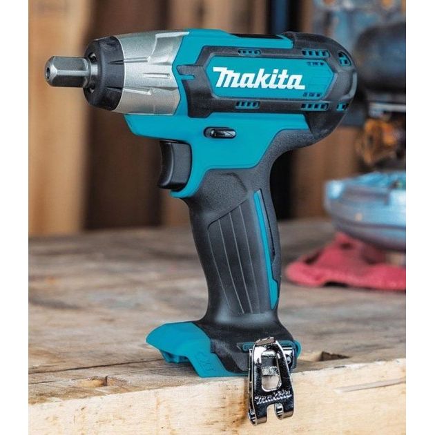 Makita Гайковерт ударний TW141DWME, акумуляторний, 10.8В, 4.0 Аг х 2, CXT, 0-2600 об/хв, 145Нм, 1.2 кг, заряд. пристрій, кейс, фото , изображение 4 | SNABZHENIE.com.ua
