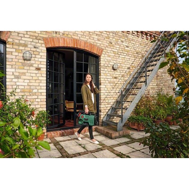 Bosch Мінімийка високого тиску EasyAquatak 110, 1300Вт, 110 бар, 330 л/г, 3.8кг, фото , зображення 4 | SNABZHENIE.com.ua Bosch Мінімийка високого тиску EasyAquatak 110, 1300Вт, 110 бар, 330 л/г, 3.8кг, фото , зображення 4 | SNABZHENIE.com.ua