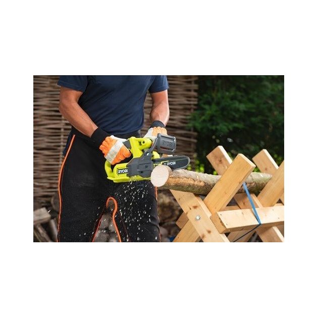 Ryobi Пила ланцюгова акумуляторна RY18CS20A-0 18В ONE+ шина 20см 2.6кг без АКБ та ЗП, фото , изображение 10 | SNABZHENIE.com.ua Ryobi Пила ланцюгова акумуляторна RY18CS20A-0 18В ONE+ шина 20см 2.6кг без АКБ та ЗП, фото , изображение 10 | SNABZHENIE.com.ua
