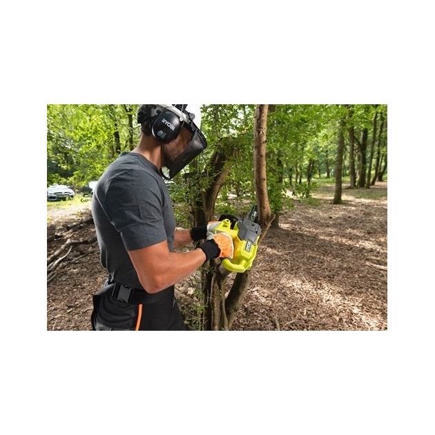 Ryobi Пила ланцюгова акумуляторна RY18CS20A-0 18В ONE+ шина 20см 2.6кг без АКБ та ЗП, фото , изображение 8 | SNABZHENIE.com.ua Ryobi Пила ланцюгова акумуляторна RY18CS20A-0 18В ONE+ шина 20см 2.6кг без АКБ та ЗП, фото , изображение 8 | SNABZHENIE.com.ua