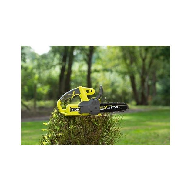 Ryobi Пила ланцюгова акумуляторна RY18CS20A-0 18В ONE+ шина 20см 2.6кг без АКБ та ЗП, фото , изображение 7 | SNABZHENIE.com.ua Ryobi Пила ланцюгова акумуляторна RY18CS20A-0 18В ONE+ шина 20см 2.6кг без АКБ та ЗП, фото , изображение 7 | SNABZHENIE.com.ua