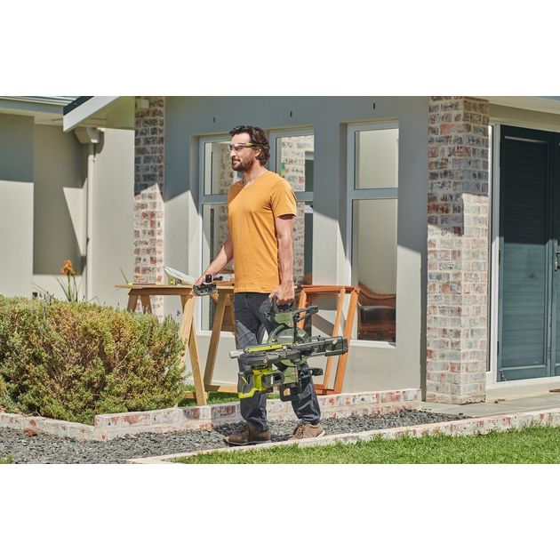 Ryobi Пила торцювальна ONE+ RMS18190-0, акумуляторна, 190 мм, 18В, (без АКБ та ЗП), фото , изображение 6 | SNABZHENIE.com.ua Ryobi Пила торцювальна ONE+ RMS18190-0, акумуляторна, 190 мм, 18В, (без АКБ та ЗП), фото , изображение 6 | SNABZHENIE.com.ua