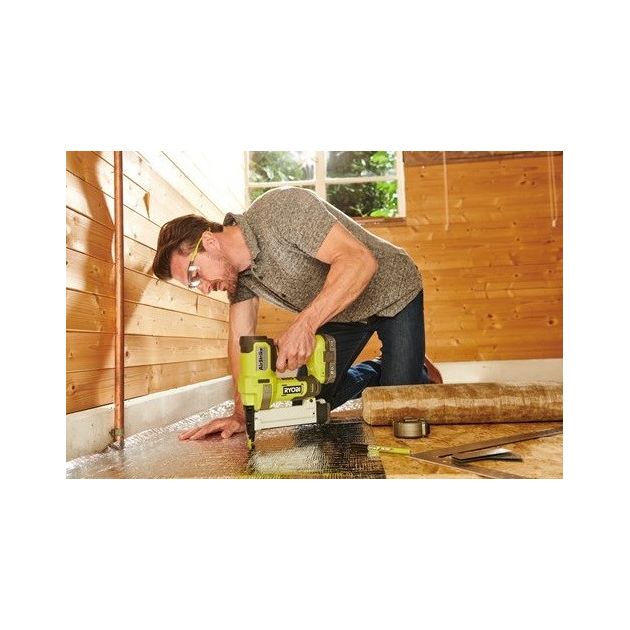 Ryobi Степлер ONE+ R18GS18-0, акумуляторний, 18В, тип 18G, фото , зображення 7 | SNABZHENIE.com.ua Ryobi Степлер ONE+ R18GS18-0, акумуляторний, 18В, тип 18G, фото , зображення 7 | SNABZHENIE.com.ua