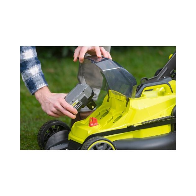 Ryobi Газонокосарка акумуляторна ONE+ RY18LMX40B-0 18В 40см 40л 25-70мм 18.2кг без АКБ та ЗП, фото , зображення 4 | SNABZHENIE.com.ua Ryobi Газонокосарка акумуляторна ONE+ RY18LMX40B-0 18В 40см 40л 25-70мм 18.2кг без АКБ та ЗП, фото , зображення 4 | SNABZHENIE.com.ua