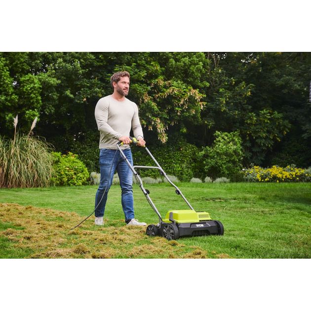 Ryobi Аератор-скарифікатор мережевий RY1400SF35B 1400Вт 35см 55л 11.2кг, фото , зображення 4 | SNABZHENIE.com.ua Ryobi Аератор-скарифікатор мережевий RY1400SF35B 1400Вт 35см 55л 11.2кг, фото , зображення 4 | SNABZHENIE.com.ua