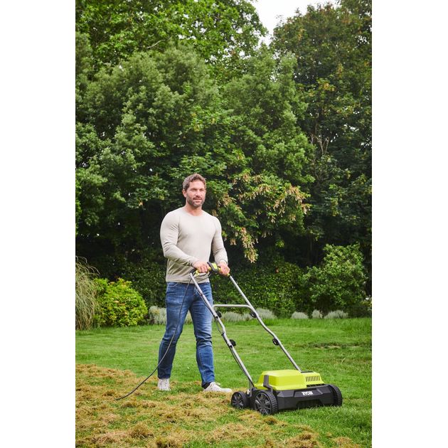 Ryobi Аератор-скарифікатор мережевий RY1400SF35B 1400Вт 35см 55л 11.2кг, фото , зображення 6 | SNABZHENIE.com.ua Ryobi Аератор-скарифікатор мережевий RY1400SF35B 1400Вт 35см 55л 11.2кг, фото , зображення 6 | SNABZHENIE.com.ua