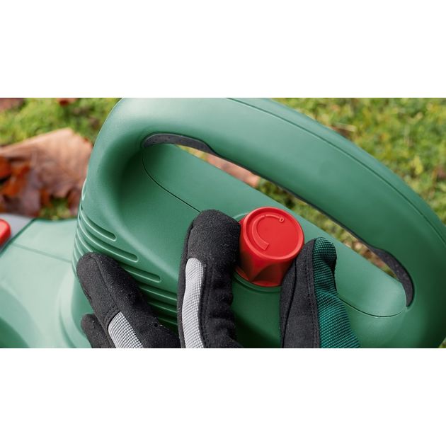 Bosch Повітродув-пилосос садовий Universal GardenTidy 3000 3000Вт 285км/год 576куб/год мішок 50л 3.4кг, фото , изображение 7 | SNABZHENIE.com.ua Bosch Повітродув-пилосос садовий Universal GardenTidy 3000 3000Вт 285км/год 576куб/год мішок 50л 3.4кг, фото , изображение 7 | SNABZHENIE.com.ua
