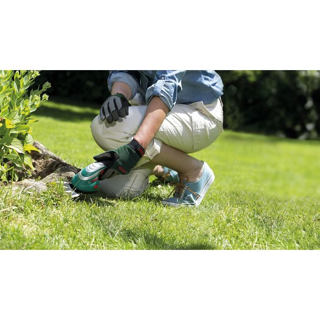 Bosch Кущоріз ISIO, акумуляторний 3.6 V Li 1.5 Ач, ніж 12 см, фото , изображение 5 | SNABZHENIE.com.ua Bosch Кущоріз ISIO, акумуляторний 3.6 V Li 1.5 Ач, ніж 12 см, фото , изображение 5 | SNABZHENIE.com.ua