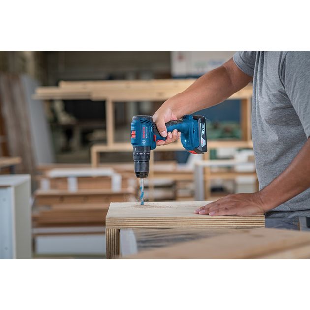 Bosch Акумуляторний ударний дриль-шуруповерт GSB 185-LI,  2 акумулятора 2.0 Ah, ЗП GAL 18V-20, кейс, фото , зображення 10 | SNABZHENIE.com.ua Bosch Акумуляторний ударний дриль-шуруповерт GSB 185-LI,  2 акумулятора 2.0 Ah, ЗП GAL 18V-20, кейс, фото , зображення 10 | SNABZHENIE.com.ua