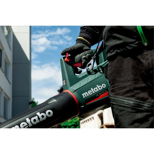 Metabo Повітродув садовий акумуляторний LB 18 LTX BL, Li-Power 18В, 150км/г, 650м3/г, 2.1кг, без АКБ та ЗУ, фото , изображение 5 | SNABZHENIE.com.ua Metabo Повітродув садовий акумуляторний LB 18 LTX BL, Li-Power 18В, 150км/г, 650м3/г, 2.1кг, без АКБ та ЗУ, фото , изображение 5 | SNABZHENIE.com.ua